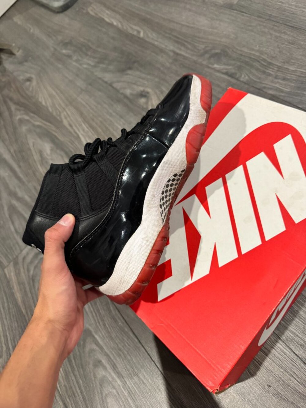 Jordan 11 Bred - Picture 3 of 8